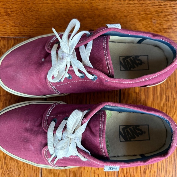 Burgundy Vans Slip-on Canvas Shoes Men's 8.5 Women's 10. - Picture 2 of 9